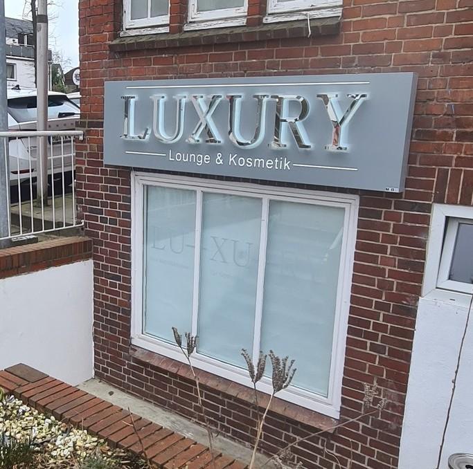Luxury Beauty Salon Beschriftung Foto 3