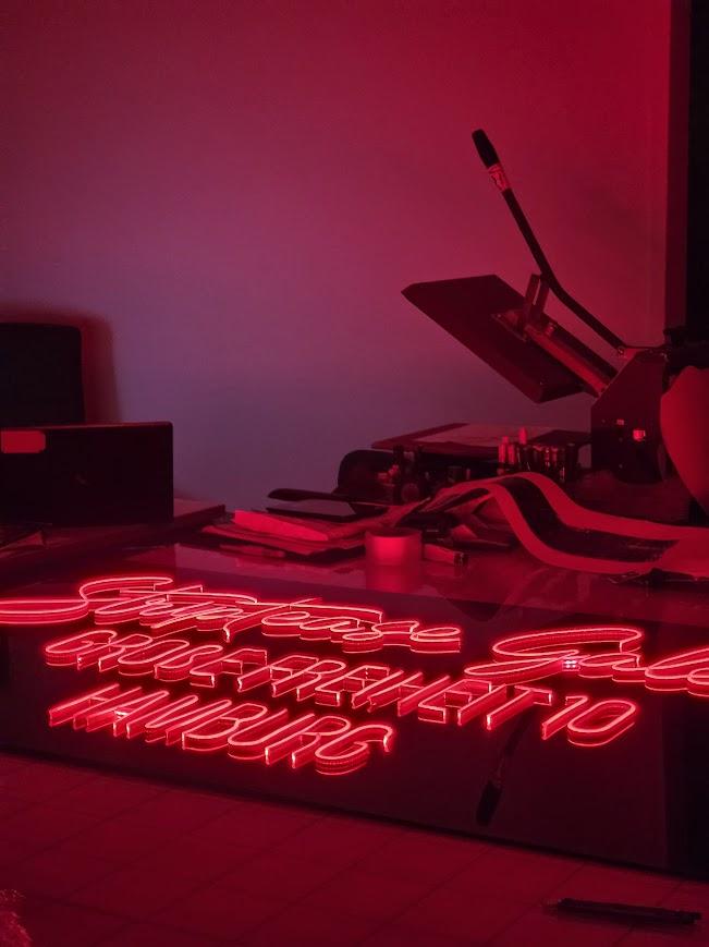 Striptease Galerie LED-Neon Foto 4